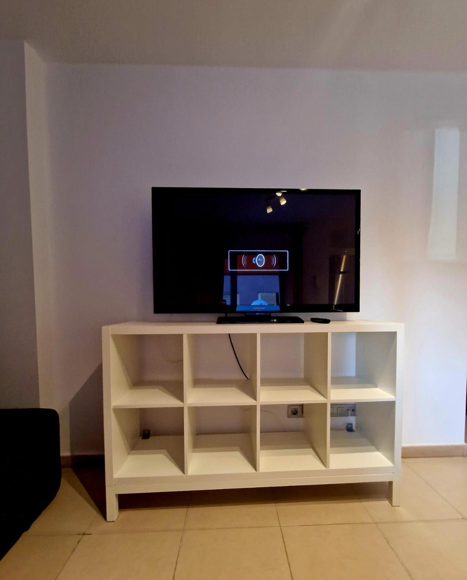 Alcala Seaside Apartment, Two Rooms, Private Parking Luaran gambar