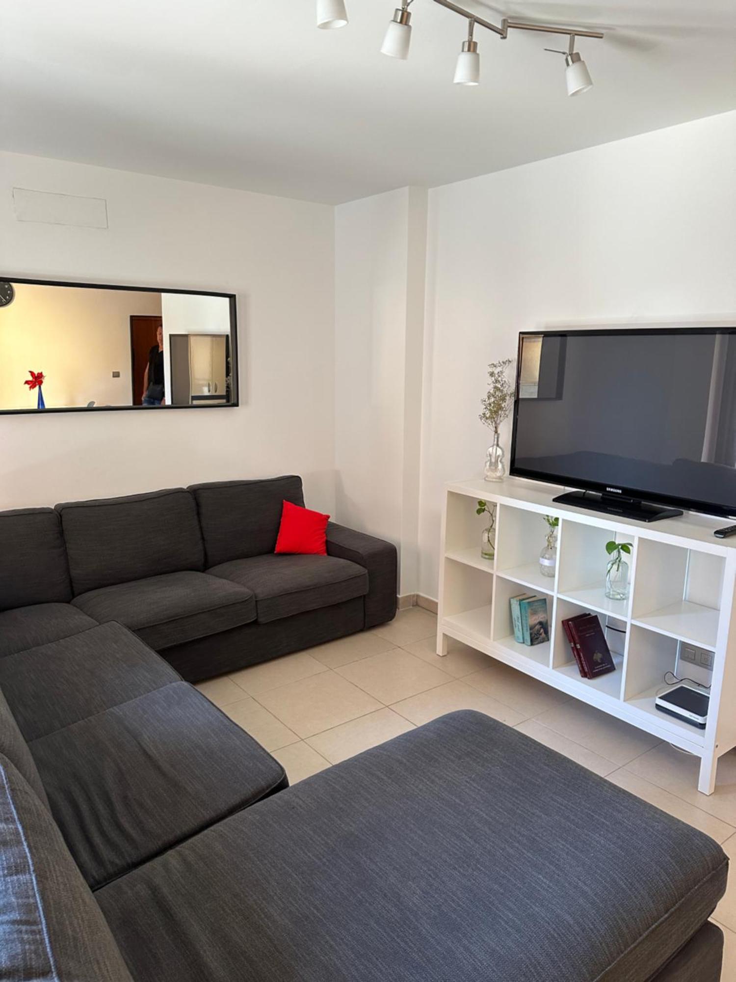 Alcala Seaside Apartment, Two Rooms, Private Parking Luaran gambar